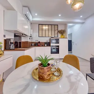 Vibes, Indoor Parking, Breakfast & Air Conditioning Appartement Nice
